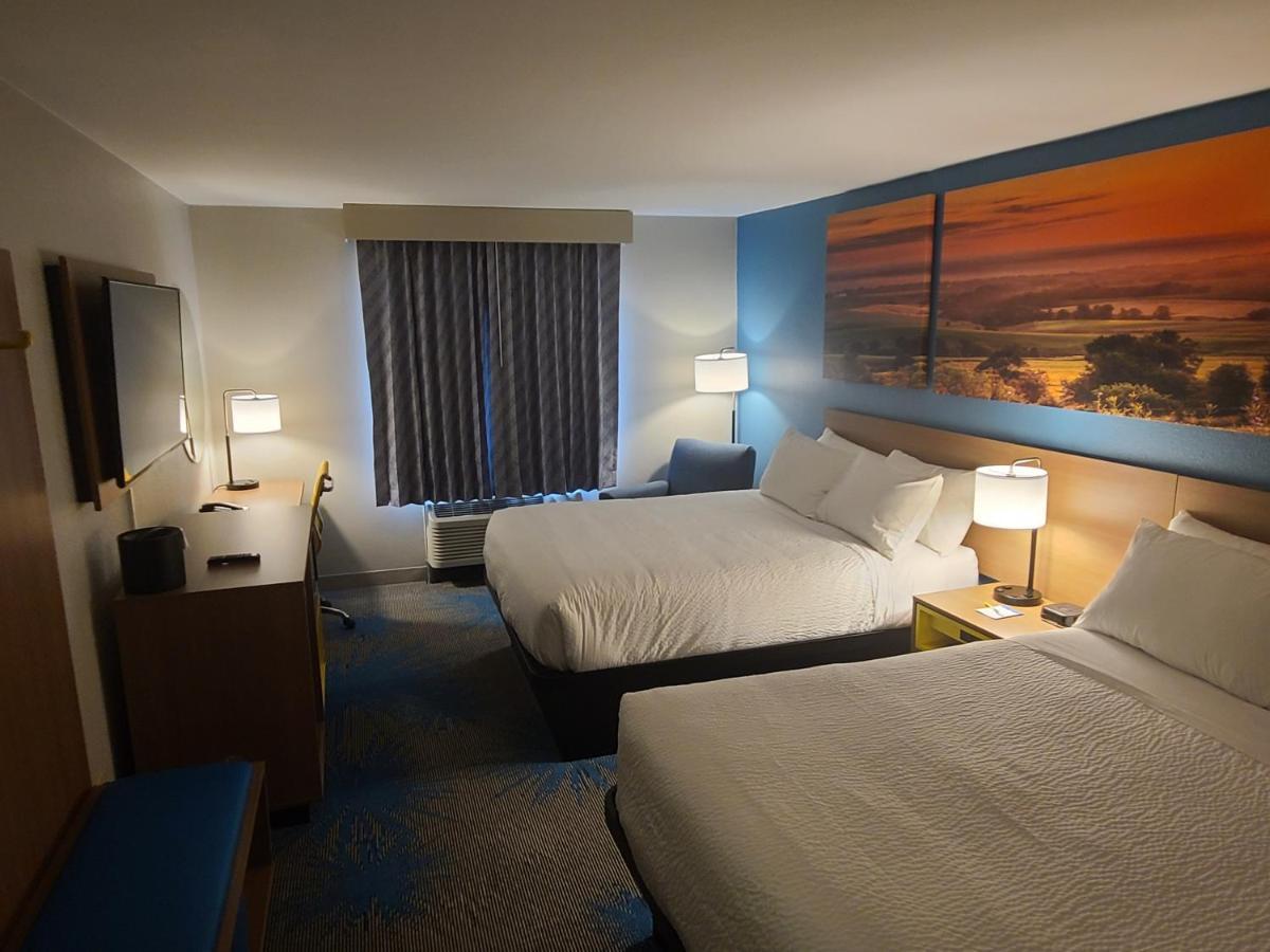 Days Inn By Wyndham Johnson Creek Buitenkant foto