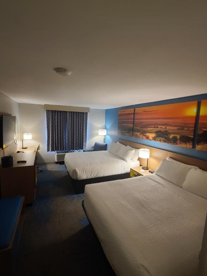 Days Inn By Wyndham Johnson Creek Buitenkant foto