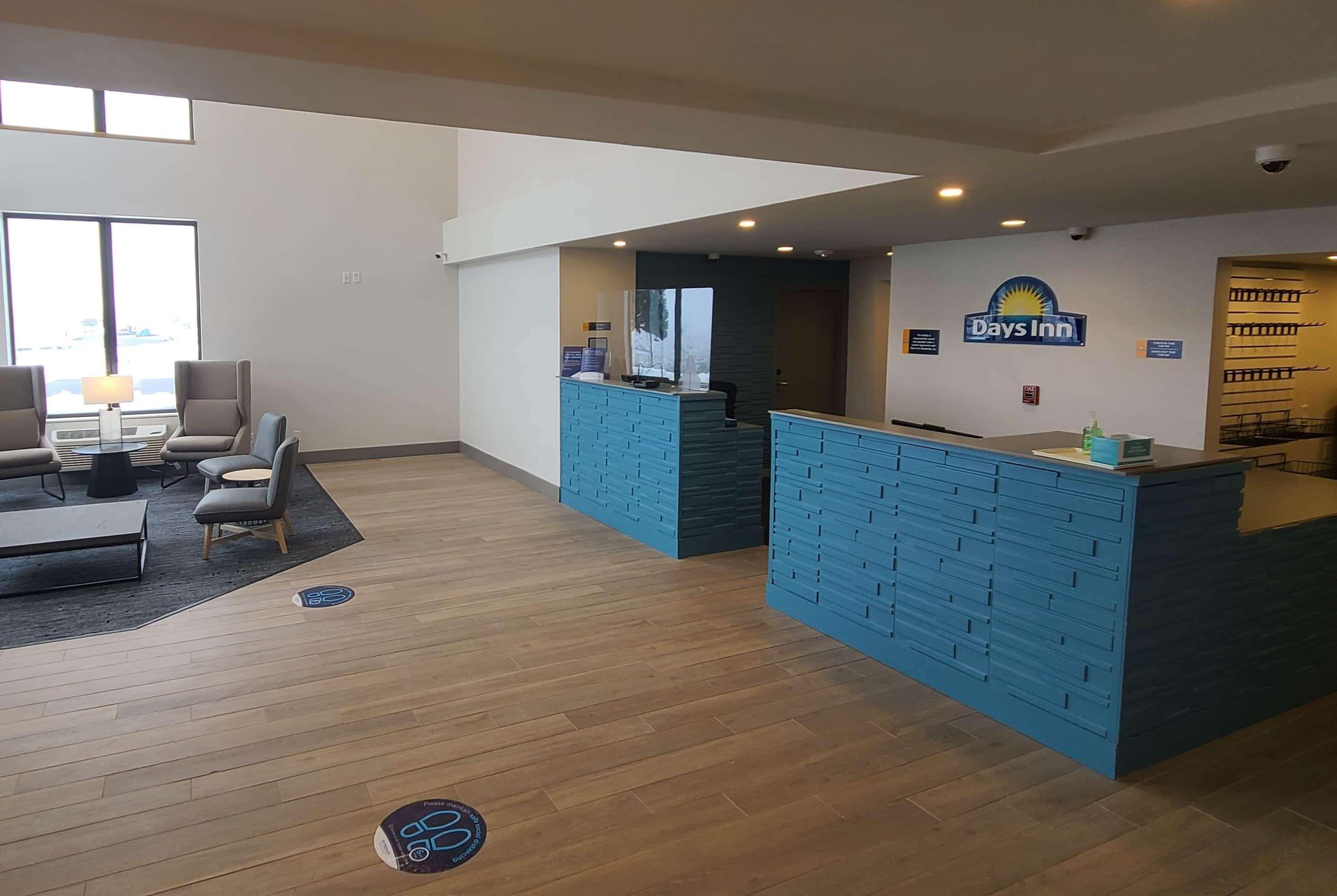 Days Inn By Wyndham Johnson Creek Buitenkant foto